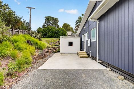 Photo of property in 16 Settlement Road, Kaiwaka, 0573