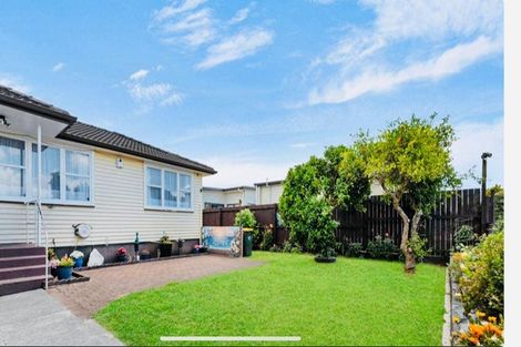 Photo of property in 9 Mcentee Street, Papakura, 2110