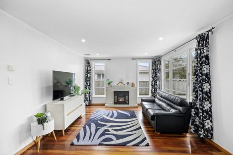 Photo of property in 302 Stokes Valley Road, Stokes Valley, Lower Hutt, 5019