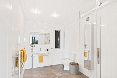 Photo of property in 28 Matheson Bush Road, Leigh, 0985