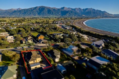 Photo of property in 19 Deal Street, Kaikoura, 7300