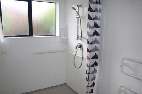 Photo of property in 2/71 Vintage Drive, Henderson, Auckland, 0612