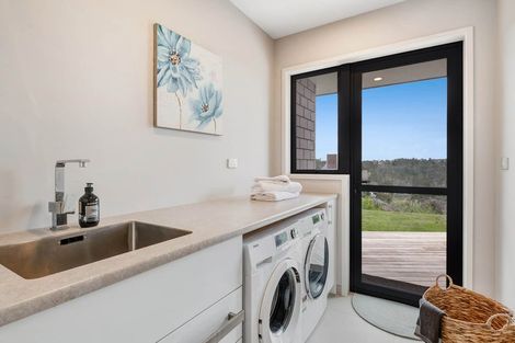 Photo of property in 47 Mccallum Drive, Sandspit, Warkworth, 0982