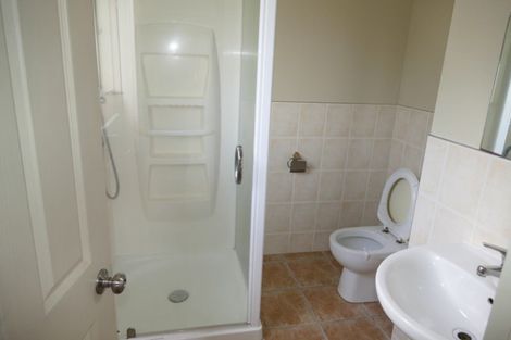 Photo of property in 22 Walter Haddrell Crescent, Flat Bush, Auckland, 2016