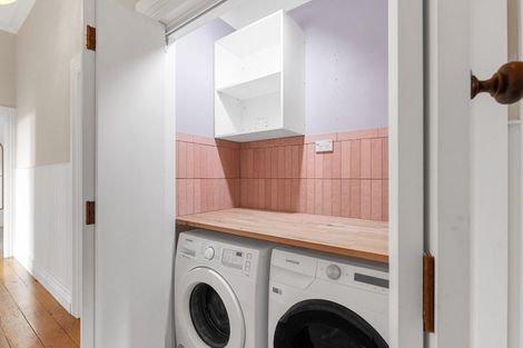 Photo of property in 17 Perrin Place, Kelvin Grove, Palmerston North, 4414