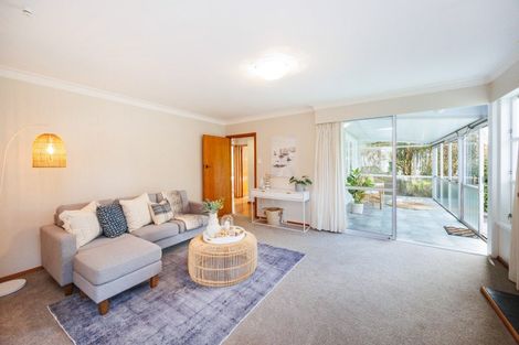 Photo of property in 6 Ruha Street, West End, Palmerston North, 4412