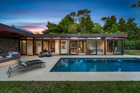 Photo of property in 20 Oscar Road, Greenhithe, Auckland, 0632