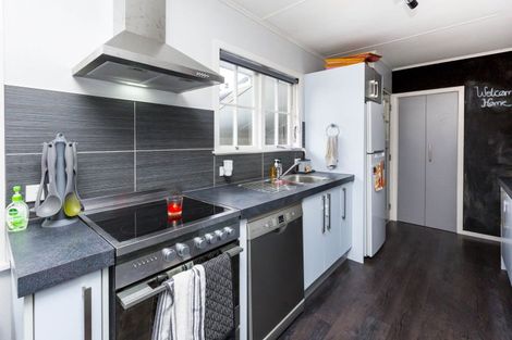 Photo of property in 94 Pasadena Crescent, Totara Park, Upper Hutt, 5018