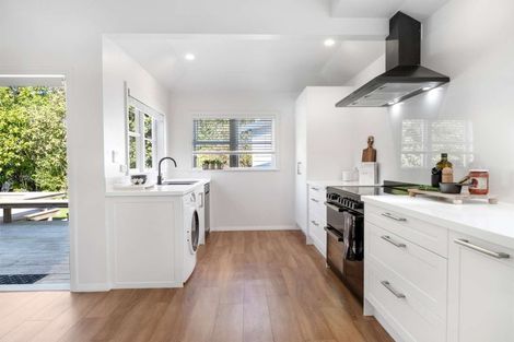 Photo of property in 14 Clapham Place, Whanganui East, Whanganui, 4500