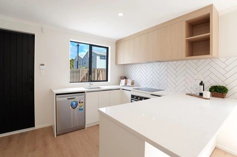 Photo of property in 1/31 Normandy Place, Henderson, Auckland, 0610