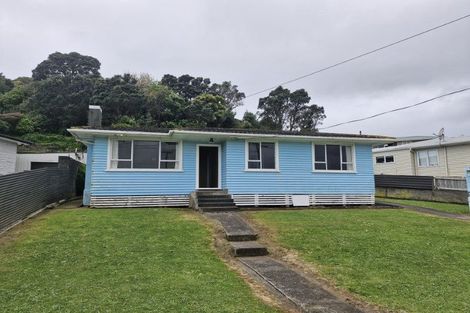 Photo of property in 27 Simons Street, Moturoa, New Plymouth, 4310
