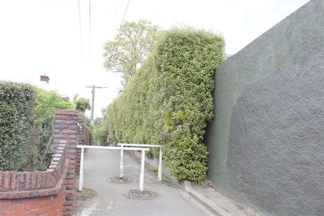 Photo of property in 82 Hazelhurst Pass, Caversham, Dunedin, 9012