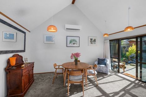 Photo of property in 2/6 Cricklewood Place, Avonhead, Christchurch, 8042