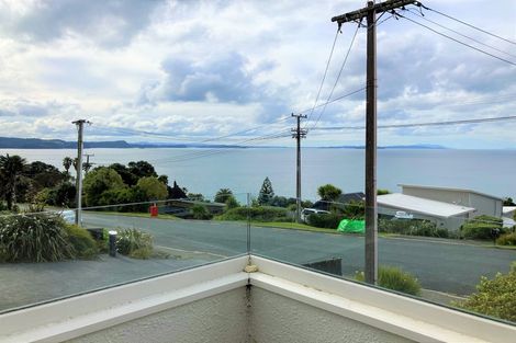 Photo of property in 1/6 Duncansby Road, Stanmore Bay, Whangaparaoa, 0932