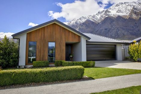 Photo of property in 4 Ward Street, Jacks Point, Queenstown, 9371