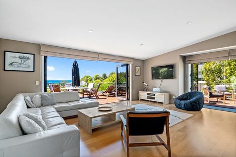 Photo of property in 32 Kotare Place, Kaiteriteri, Motueka, 7197