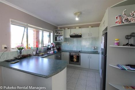Photo of property in 2 Eloise Place, Clendon Park, Auckland, 2103