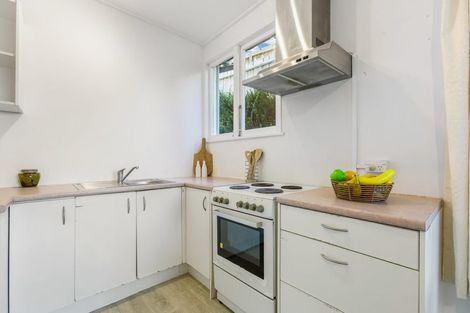 Photo of property in 4/78 Seaview Road, Castor Bay, Auckland, 0620