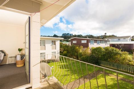 Photo of property in 9/11 Trafalgar Street, Johnsonville, Wellington, 6037