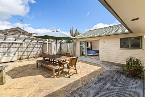 Photo of property in 26 Carillon Place, Massey, Auckland, 0614