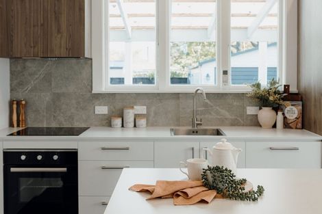 Photo of property in 66 Opawa Road, Waltham, Christchurch, 8023