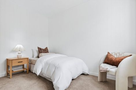 Photo of property in 1 Winston Street, Acacia Bay, Taupo, 3330