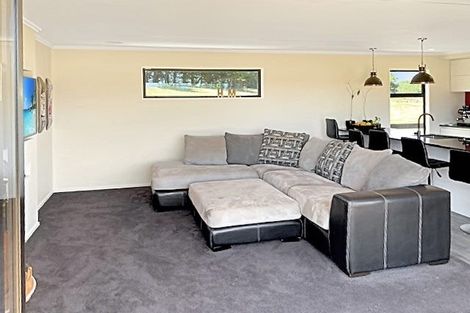 Photo of property in 427 Barkers Road, Loburn, Rangiora, 7472