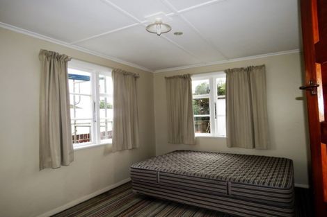 Photo of property in 5 Larsen Street, Westport, 7825