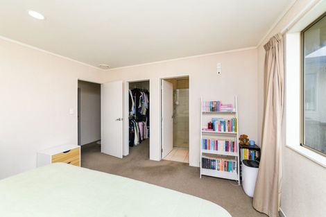 Photo of property in 21 Cleveland Heights, Kelvin Grove, Palmerston North, 4414
