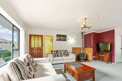 Photo of property in 2/529 Weymouth Road, Weymouth, Auckland, 2103