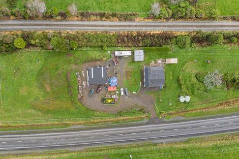 Photo of property in 2634 Mountain Road, Tariki, Stratford, 4394