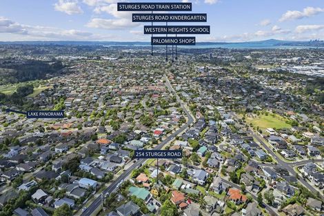 Photo of property in 1/254 Sturges Road, Henderson, Auckland, 0612