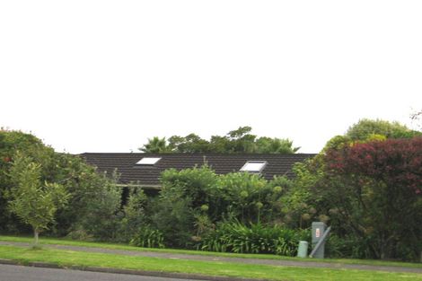 Photo of property in 77 Sandspit Road, Shelly Park, Auckland, 2014