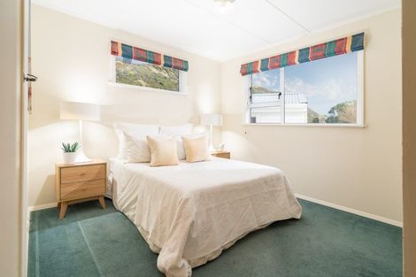 Photo of property in 100 Tilley Road, Paekakariki, 5034