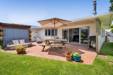 Photo of property in 8 Ellesmere Avenue, Bell Block, New Plymouth, 4312