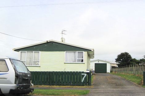 Photo of property in 7 Hume Street, Waitara, 4320