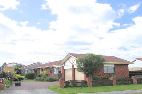 Photo of property in 4 Compton Place, Mount Maunganui, 3116