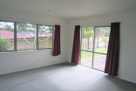 Photo of property in 12 Hastings Place, Hamilton Lake, Hamilton, 3204