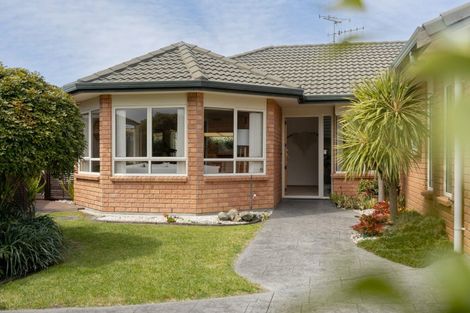 Photo of property in 575 Grenada Street, Papamoa Beach, Papamoa, 3118