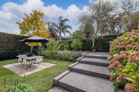 Photo of property in 2/9 Maleme Avenue, Belmont, Auckland, 0622