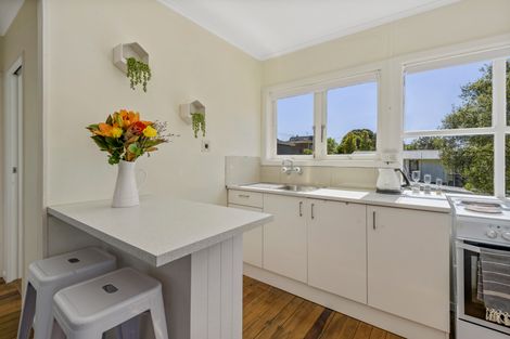 Photo of property in 47 Rua Road, Glen Eden, Auckland, 0602