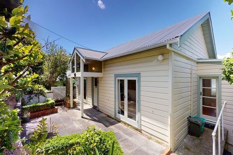 Photo of property in 90 Oban Street, Wadestown, Wellington, 6012