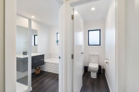 Photo of property in 34 George Street, Bulls, 4818