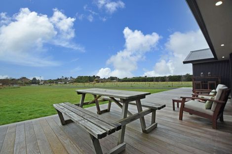 Photo of property in 15 Oreti Road, Otatara, Invercargill, 9879