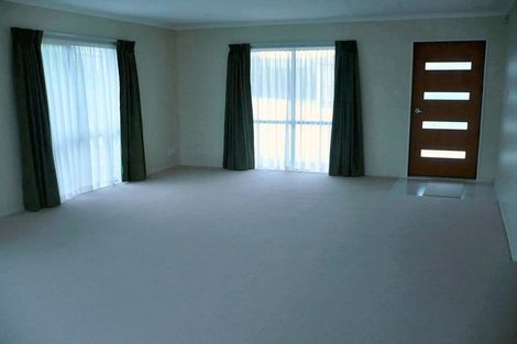 Photo of property in 16 Aufidius Place, Pukekohe, 2120