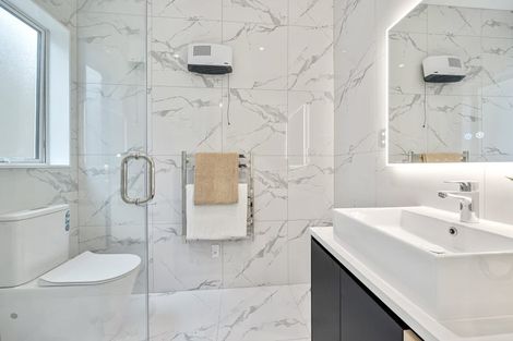 Photo of property in 3 Pae Lane, Flat Bush, 2019