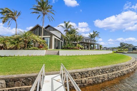 Photo of property in 3 Kuaka Grove, One Tree Point, 0118