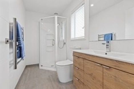 Photo of property in 11 Tamapahore Boulevard, Papamoa Beach, Papamoa, 3118