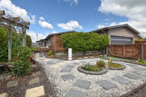 Photo of property in 19 Carter Drive, Pomare, Rotorua, 3015