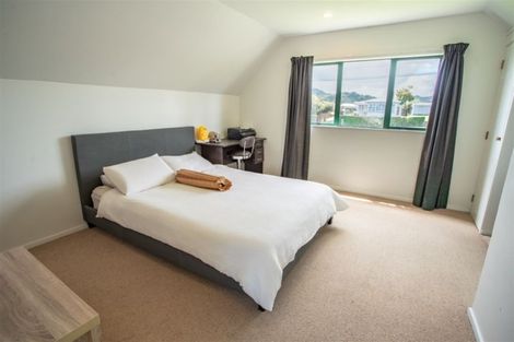 Photo of property in 66b Onerahi Road, Onerahi, Whangarei, 0110